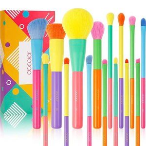 15Pcs Colourful Makeup Brush Set for Foundation Blending Face Powder Blush